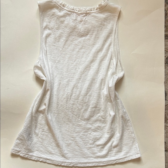 Nation White Tank - Picture 3 of 3